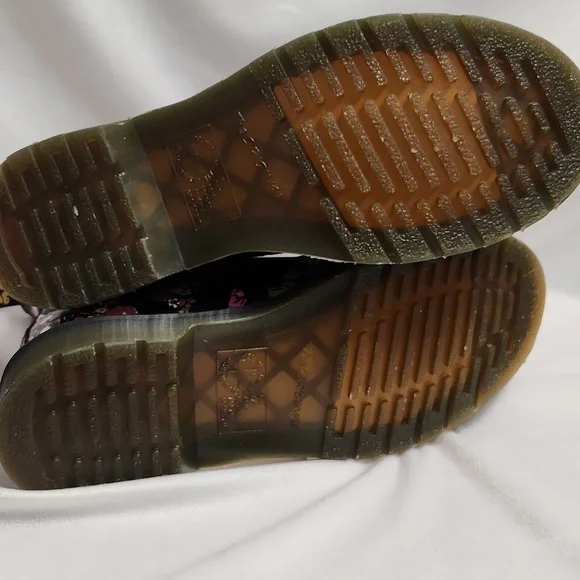 Dr. Martens 1460 Pascal Vintage Floral Leather Lace-up Black Boots (W Size 6) - Picture 9 of 12